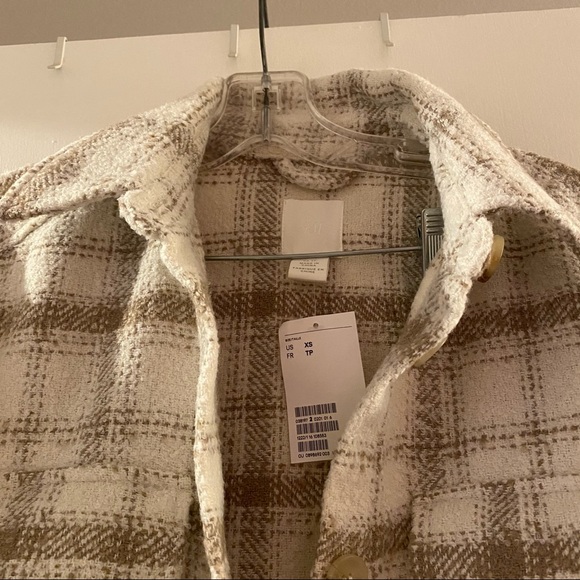 H&M Plaid Shacket - Picture 7 of 8